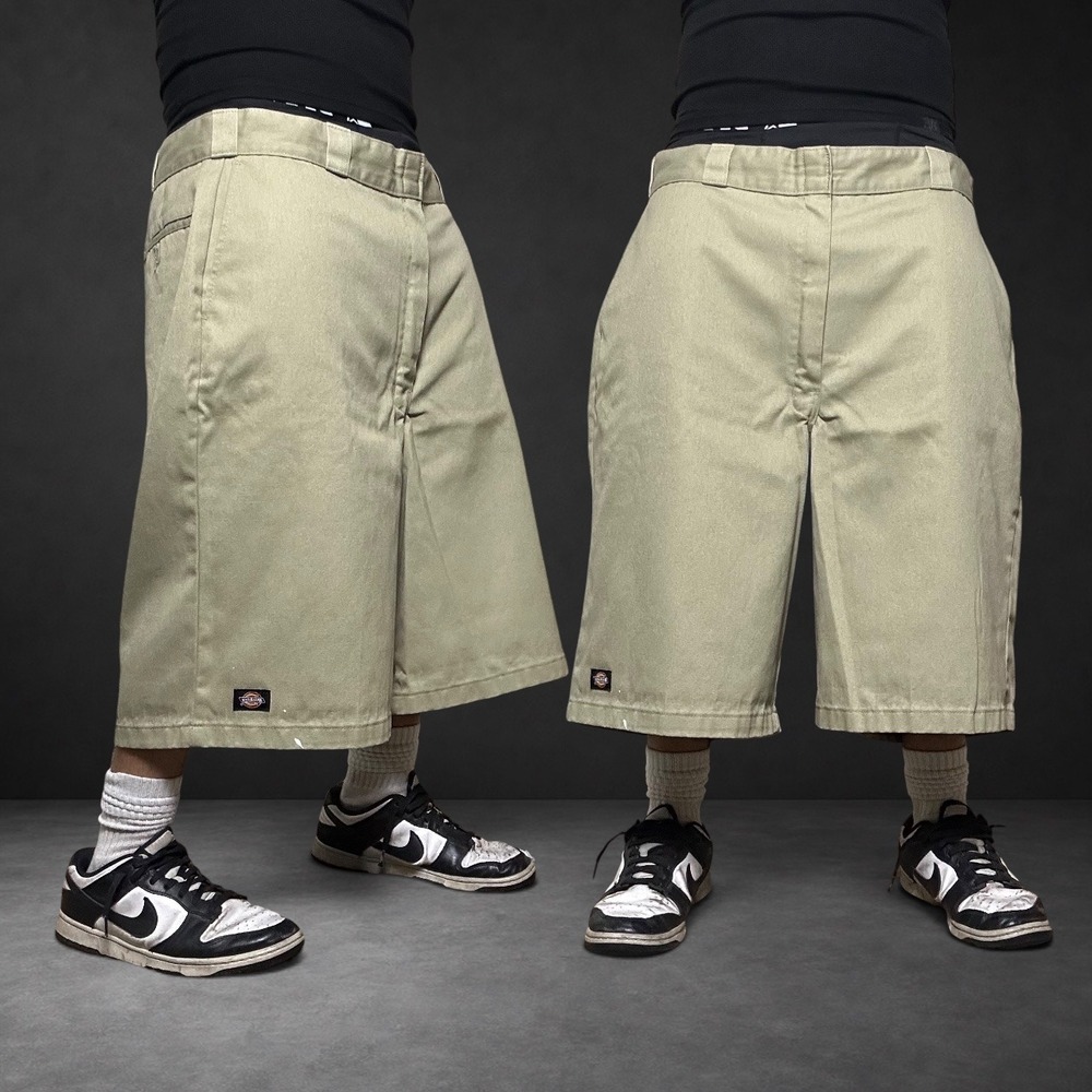 Dickies Loose Fit Khaki Skater Cargo Shorts Baggy Y2K 90s Vintage Size 40